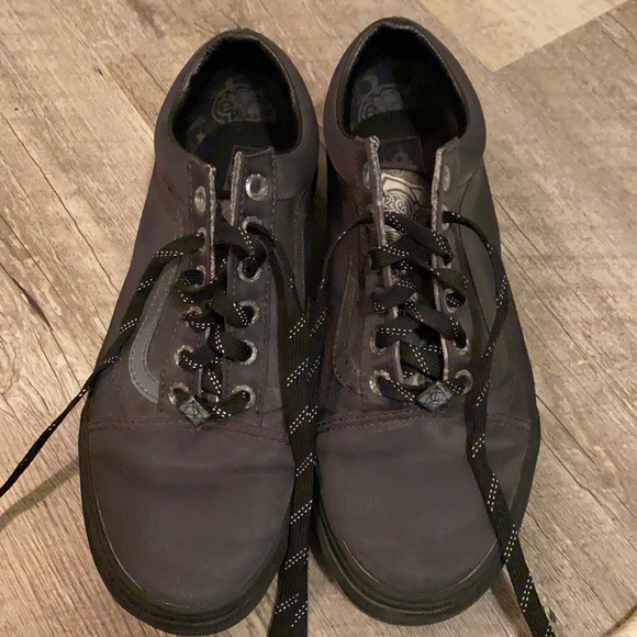 Harry Potter Vans! Dark gray shoe with dark purple threading and black rubber. - Picture 4 of 6